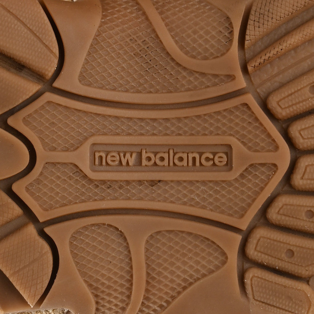 X NEW BALANCE Suede Shearling 530 SL Sneakers Ecru